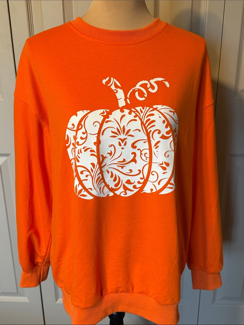 Fall Halloween Floral Pumpkin Orange Sweatshirt Women's Small/Large
